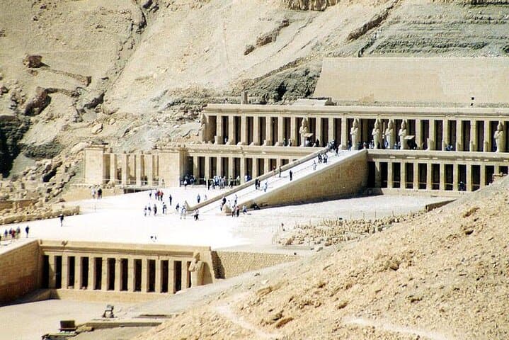 Private day in the west bank of luxor