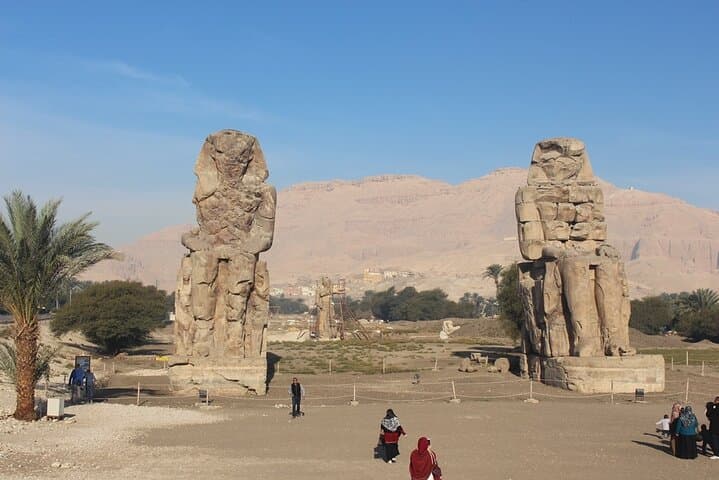 Luxor: Full-Day Tour of the East and West Banks with tomb of Tut
