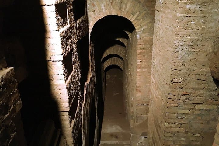 Skip-the-line Underground Rome Private Tour of Crypts & Catacombs w Hotel Pickup