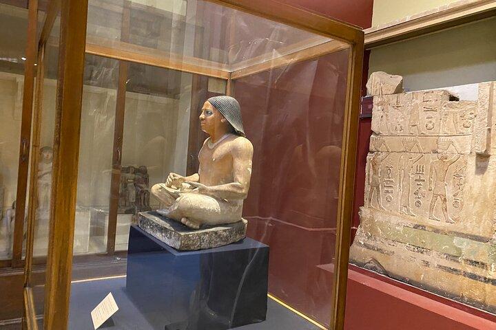 Full Day Pyramids of Giza & Sphinx & The Egyptian Museum With Lunch Included