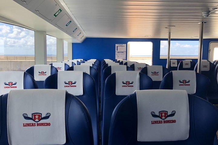 Lanzarote:Ferry ticket to Fuerteventura with free wifi