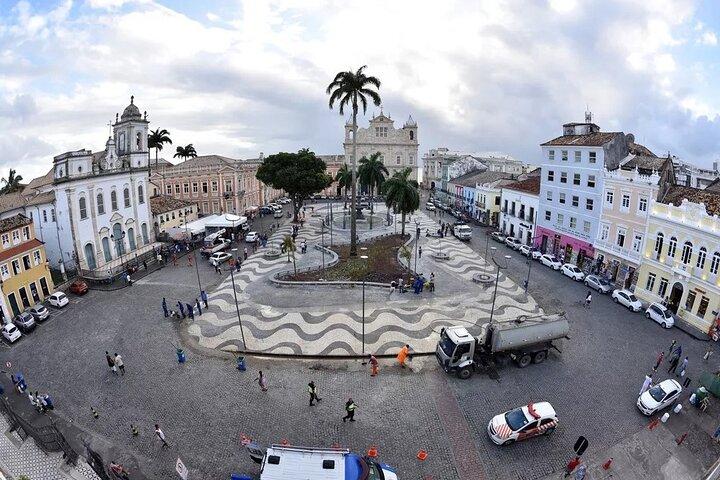 Salvador's 500 years - A cultural and historical walking tour