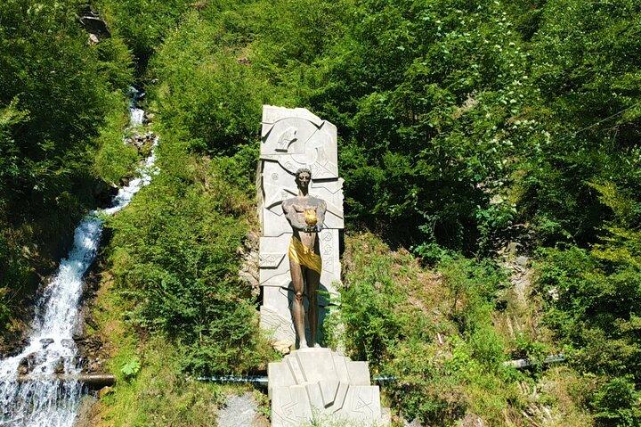 Vardzia Tour from Tbilisi with Rabati Castle and Borjomi Park