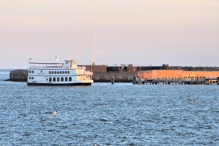 Fort Sumter Admission and Self-Guided Tour with Roundtrip Ferry