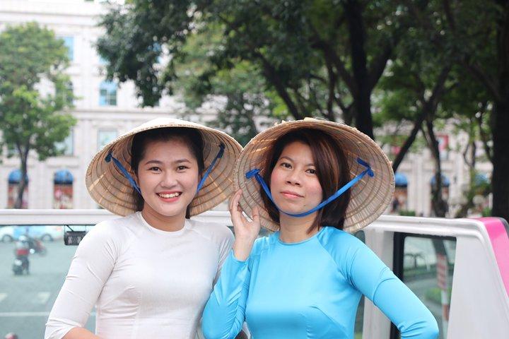 2-days Tour: Cu Chi Tunnels and 24H Hop-on, Hop-off Bus