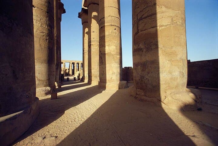 4 days Nile Cruise luxor,Aswan,abu simbel with sleeping Train Tickets from Cairo