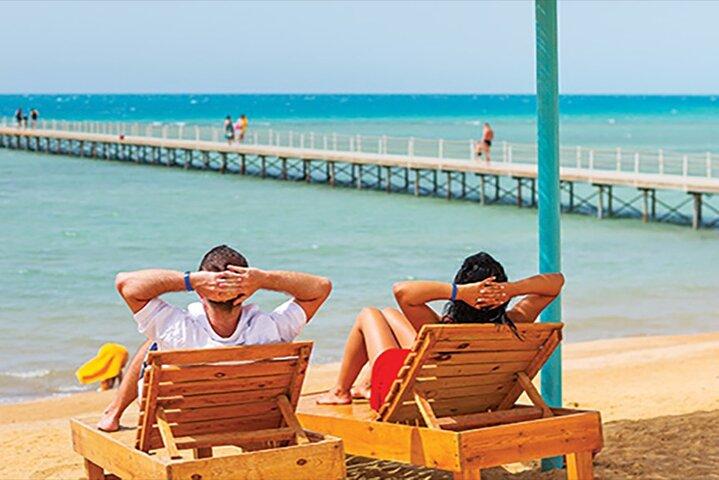 Private Overnight Trip to EL AIN SOKHNA Red Sea from Cairo