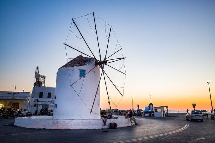 4 Day Private Tour to Paros, Mykonos, Santorini,