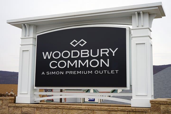 Private Shopping Tour to Woodbury Common Premium Outlets