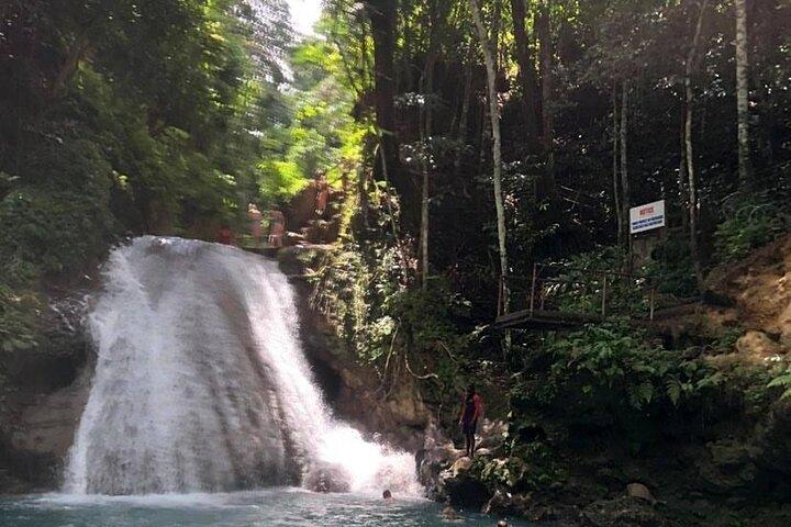 Blue Hole And White River Tubing from Ocho Rios & Runaway Bay