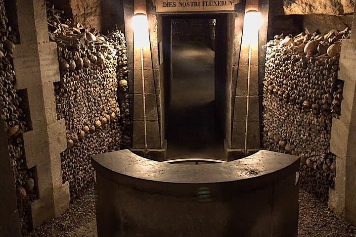 Catacombs of Paris Small Group Restricted Access Tour