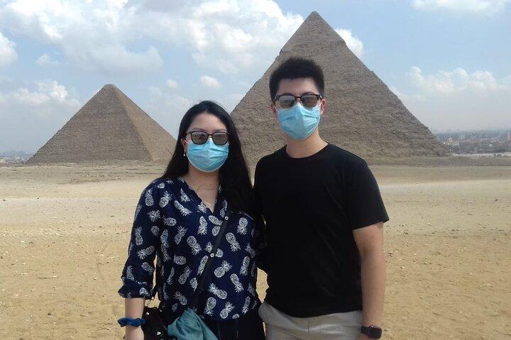 Private Half Day Tour to Giza Pyramids and Sphinx with Camel ride