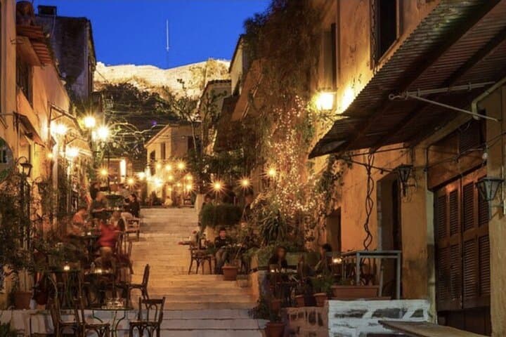 All Day Tour in Athens for up to 8 People Featuring Top Attractions