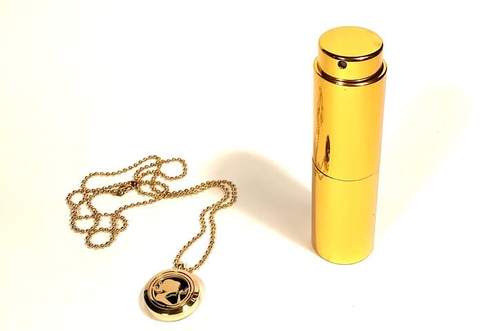 Paris Create your Own Perfume Workshop with a Perfumer