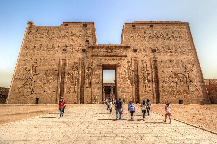 Private 04 Days Days Nile Cruise from Aswan to Luxor