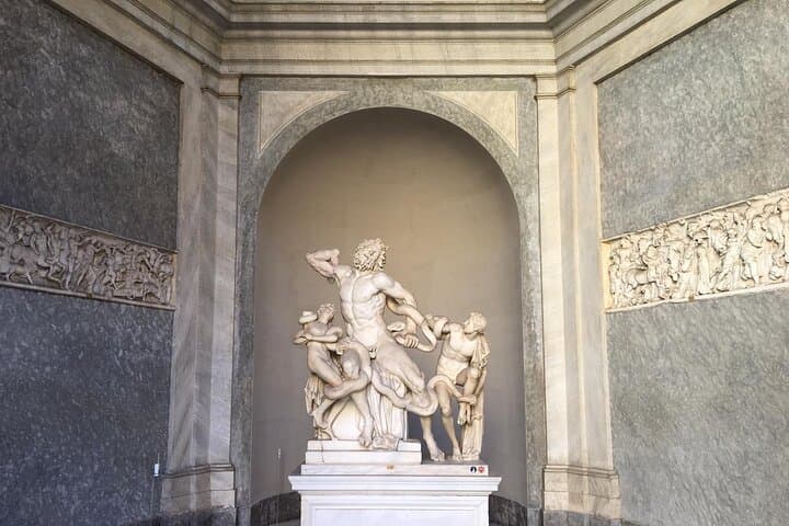 Rome: Vatican Museums, Sistine Chapel & St. Peter's Basilica Tour