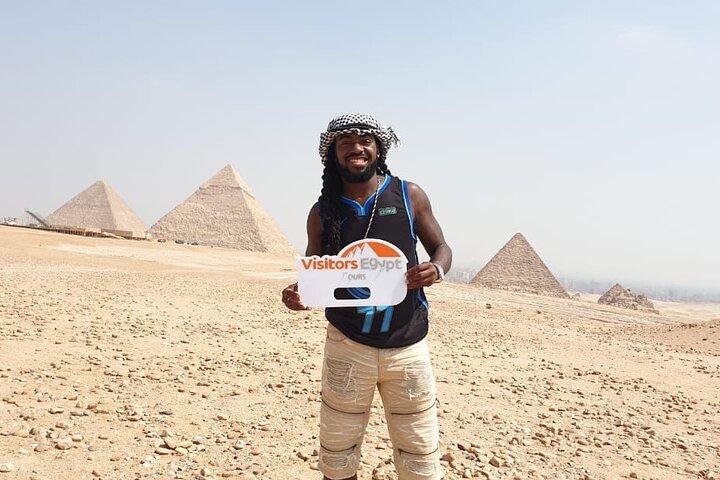 Day Tour at Giza Pyramids & Sphinx