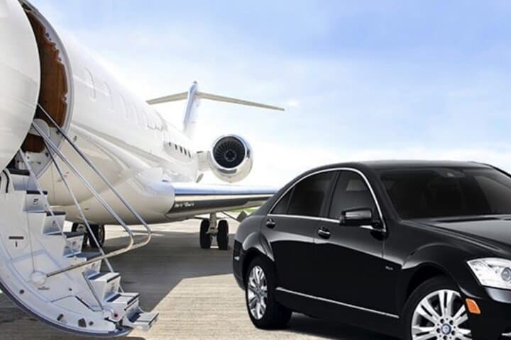Paris Airports Private Roundtrip Transfer
