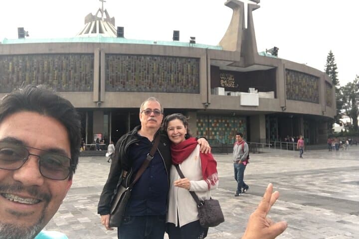 El mejor Tour Privado, Piramides de Teotihuacán y Basílica. !