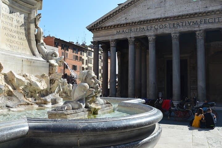 Rome Private Walking Tour: Spanish Steps, Pantheon, Trevi, Navona