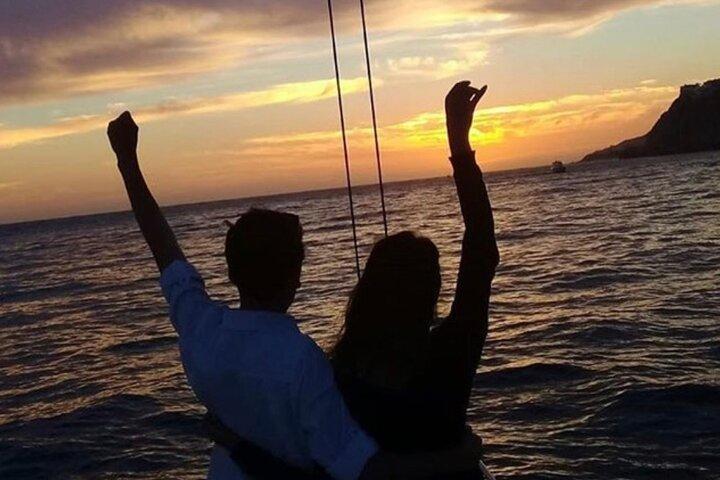 2 Hour Sunset Tour on Catamaran in Cabo San Lucas