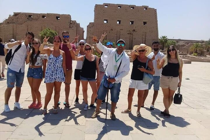 Cairo: Luxor East and West Banks Guided Tour& Overnight Sitting Train Round Trip