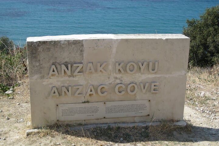 2-Days Gallipoli Troy Pergamon Acropolis Tour From Istanbul to Kusadasi