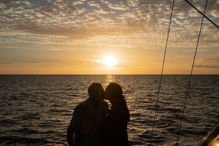 Sunset and Manta Ray Snorkel Adventure