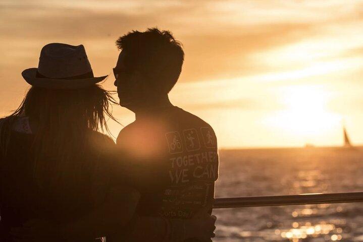 Sunset Dinner Cruise in Los Cabos