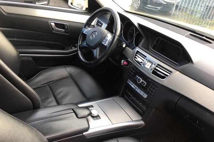 Limousine Service from Athens Airport to Plaka, Monastiraki