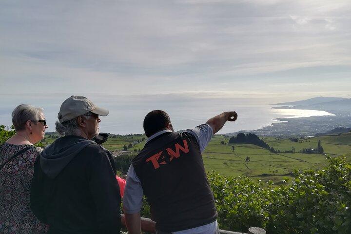 Half-Day Jeep Tour from Ponta Delgada to Sete Cidades