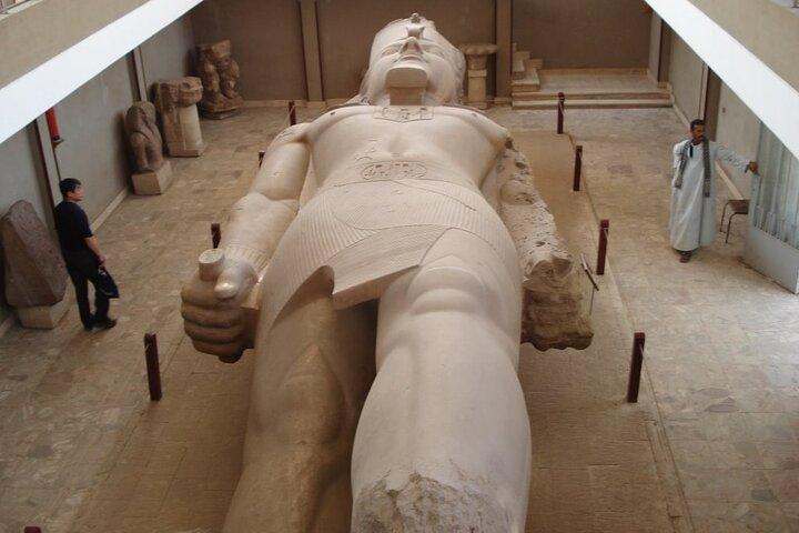 Giza Pyramids, Sakkara and Memphis Day Tour