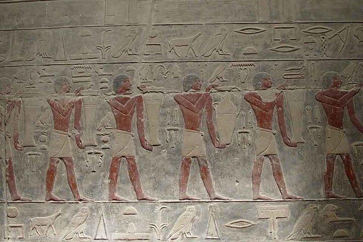 Giza Pyramids, Sakkara and Memphis Day Tour