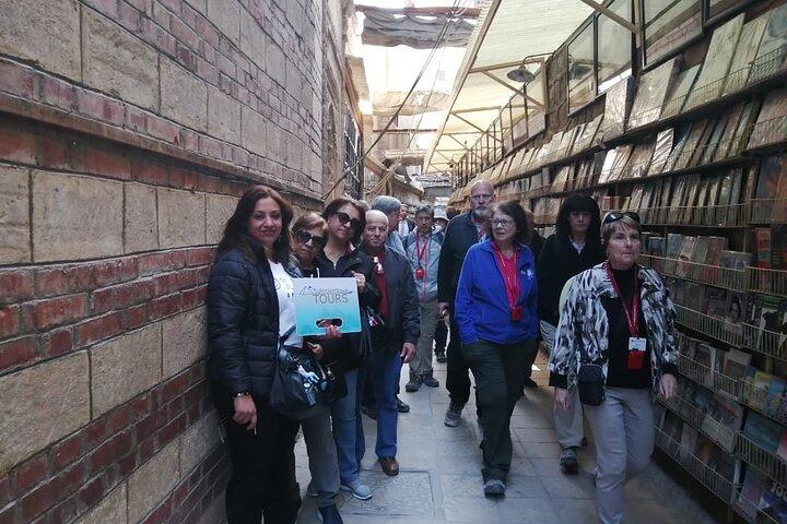 Private Day Tour to Giza Pyramids and Egyptian Felucca and Coptic Cairo