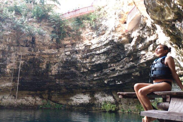Excursion to Chichén Itzá, Valladolid and Cenote xcajum