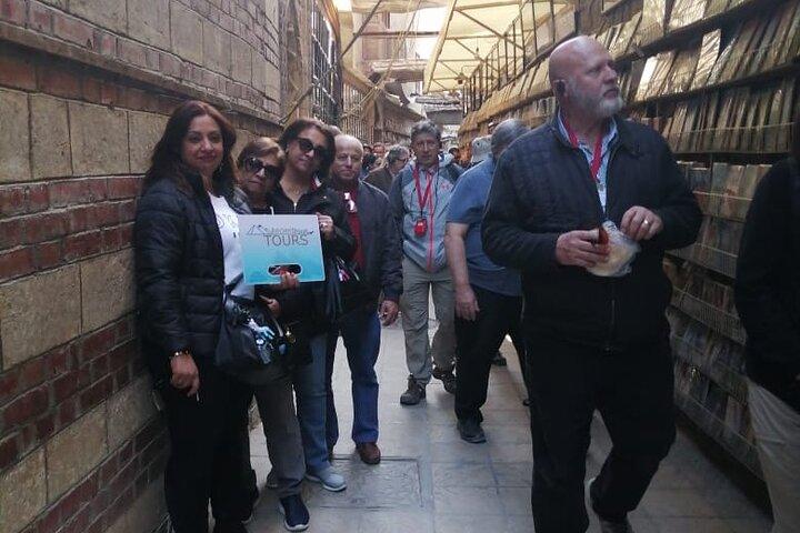 Private Day Tour to Giza Pyramids and Egyptian Felucca and Coptic Cairo