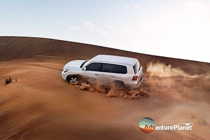 Dubai Desert Safari Experience with Live BBQ Buffet Dinner