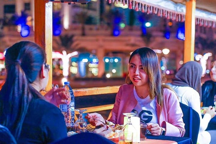 Dubai Dhow Cruise Dinner in Creek with pickup drop option