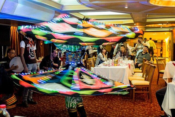 Nile Maxim Private Cruise with Dinner and Show in Cairo