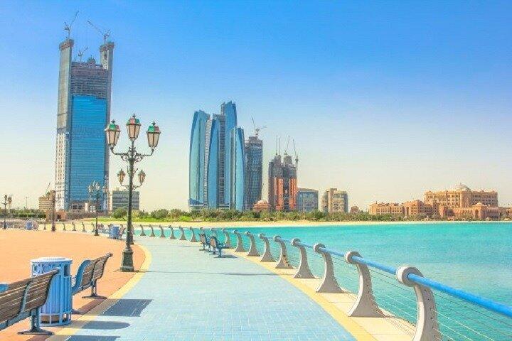 Abu Dhabi Tour from Dubai With Gold Coffee At Emirates Palace