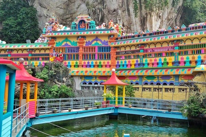 Kuala Lumpur Suburbs Batu Caves Half-Day Tour (SIC/Shared Tour)