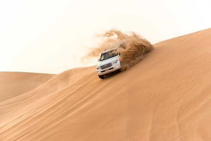 Sundowner Dune Safari With Dinner