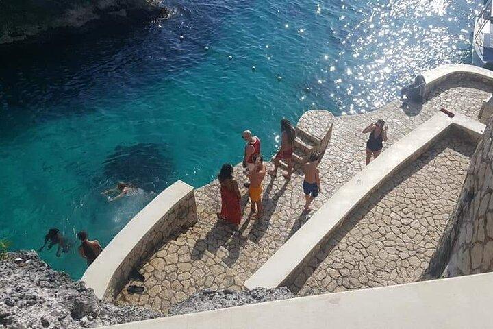 Private Tour From Ocho Rios or Runaway Bay To Negril 7 Miles Beach & Ricks Cafe