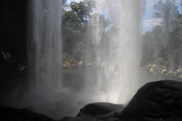 Full Day at Agua Azul Waterfalls, Misol Ha and Palenque