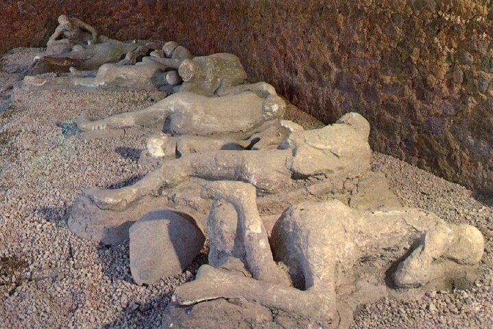 Mt. Vesuvius and Pompeii Full-Day Tour from Sorrento