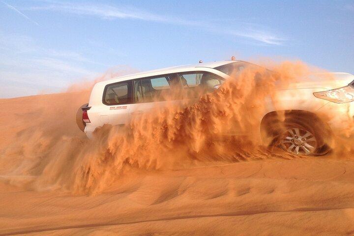 Desert Safari and Sandboarding with Dinner in Dubai