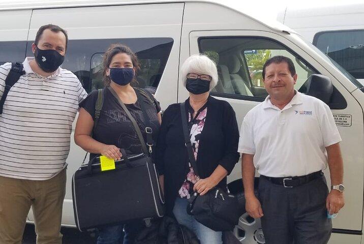 Cancun Int.Airport to Marriott Cancun 4-10 passengers ROUNDTRIP