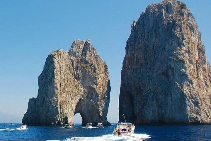 Capri Deluxe/First to Blue Grotto/from Sorrento Positano & Amalfi