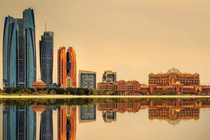 Full-Day Private Tour in Abu Dhabi with Louvre Museum Ticket