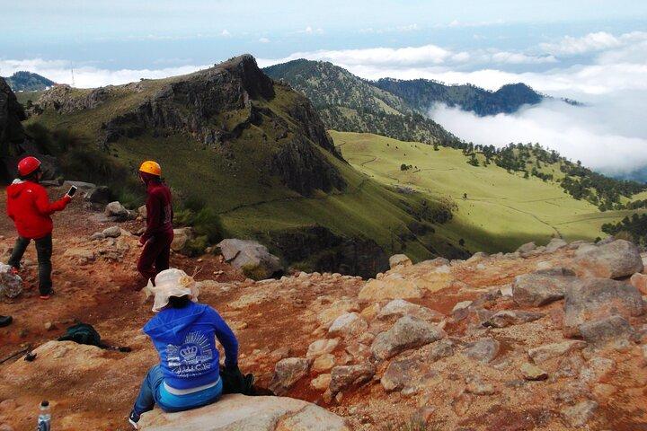 Iztaccihuatl, Refuge of the 100 (4780m)